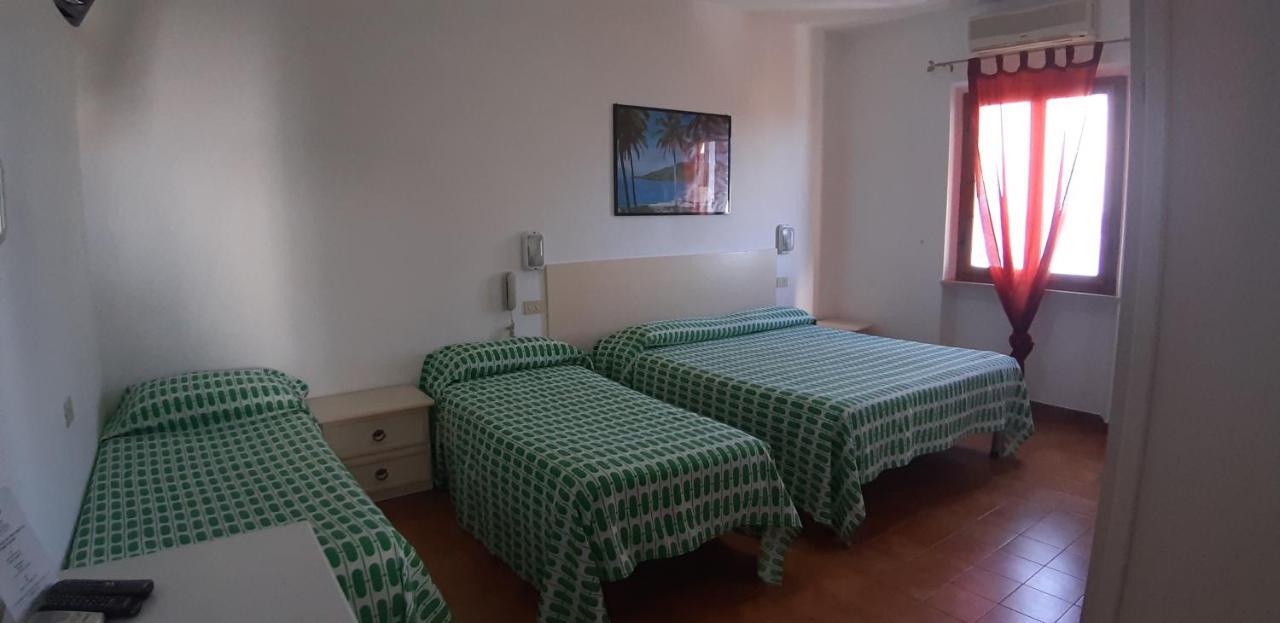 Hotel Oleandro Marciana  Extérieur photo